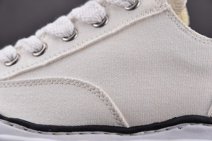 MAISON MIHARA YASUHIRO SNEAKER