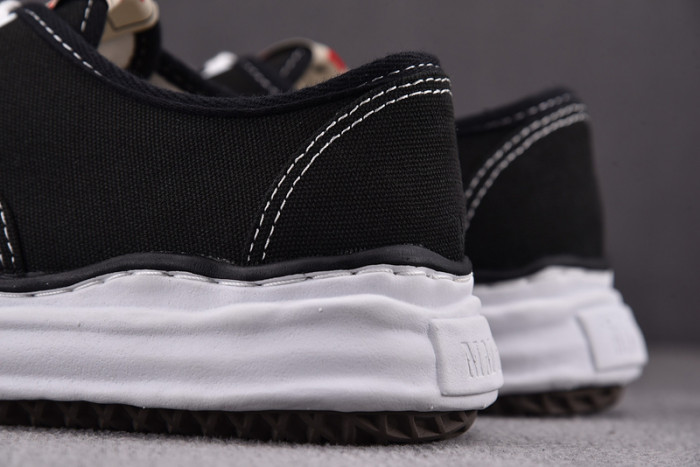 MAISON MIHARA YASUHIRO SNEAKER
