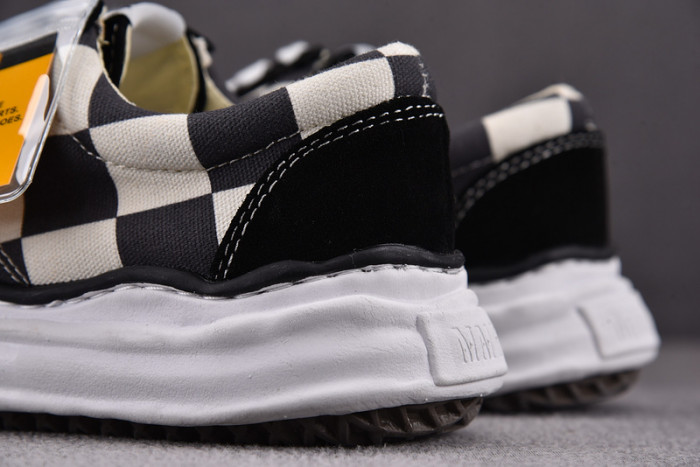 MAISON MIHARA YASUHIRO SNEAKER