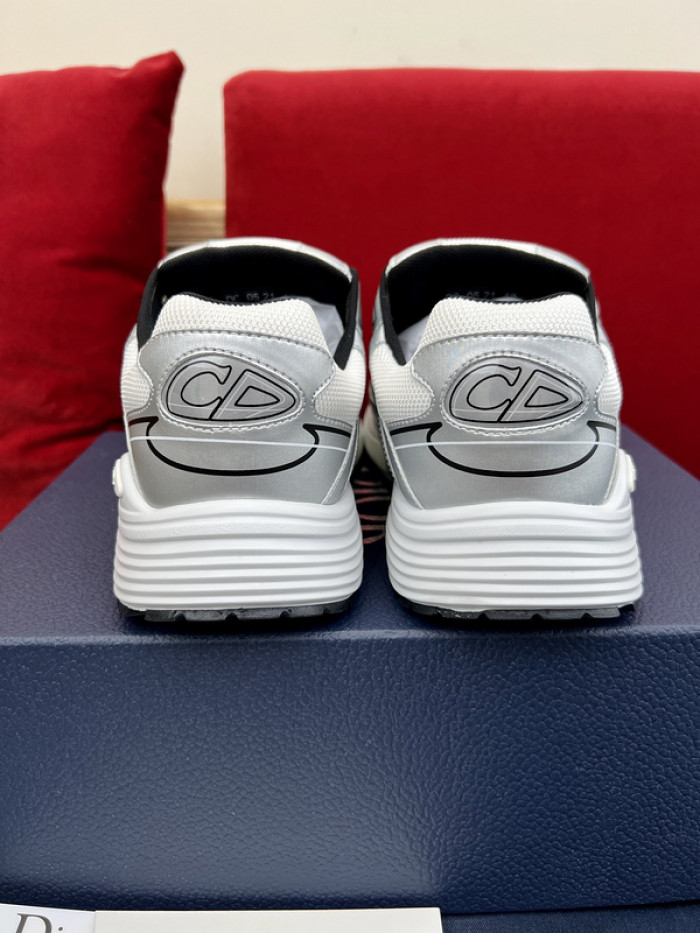 D10R B30 SNEAKER