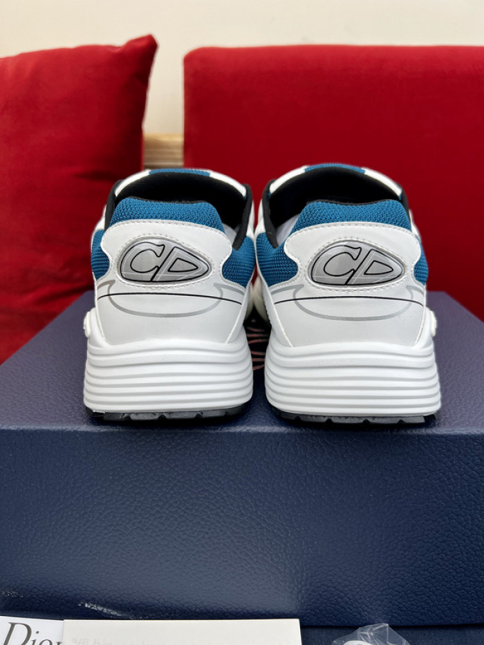 D10R B30 SNEAKER