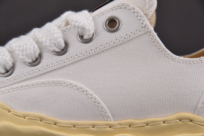 Ma1s0n MIHARA YASUHIRO SNEAKER
