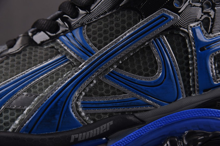 BLCG Runner Sneaker 772774 WRNMT 3105