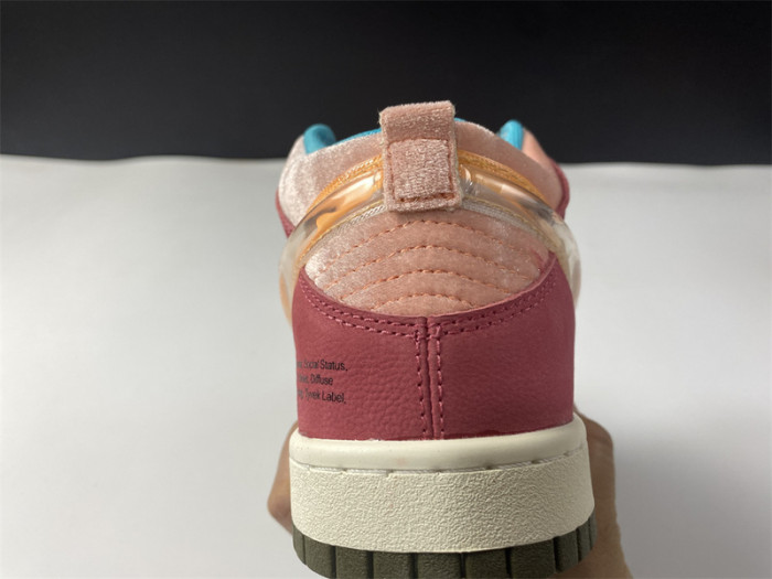 Social Status x NIKE SB Dunk High Pro DJ1173-600
