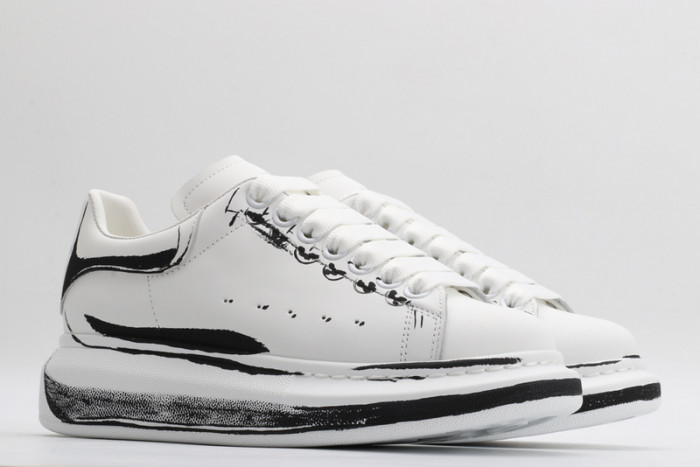 MQ Sneakers
