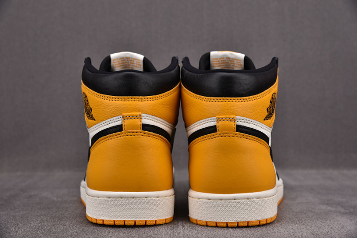 Air Jordan 1 High OG "Yellow Toe" 555088-711