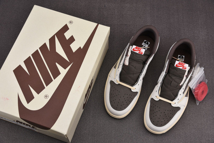 ST Travis Scott x Air Jordan 1 DM7866-162