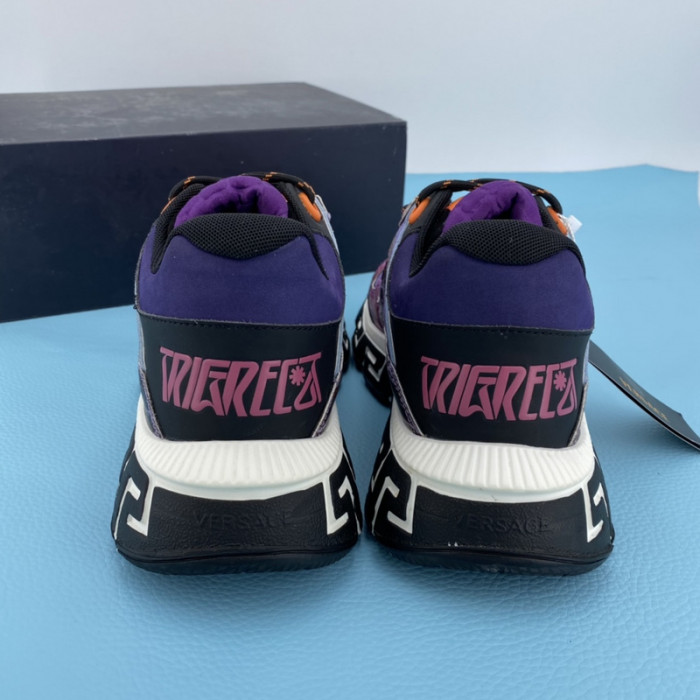 VERS SNEAKERS