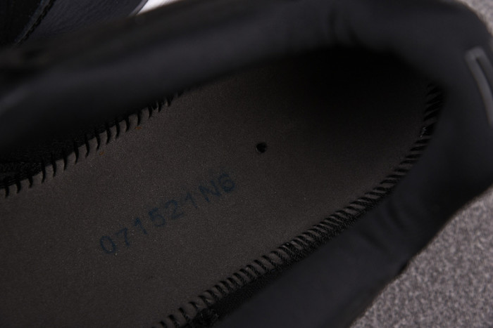 Air Jordan 11 Low "72-10" AV2187-001