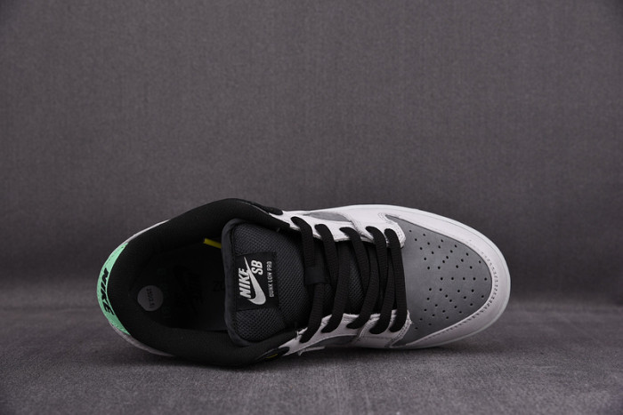 Nike SB Dunk Low VX1000 CV1659-001