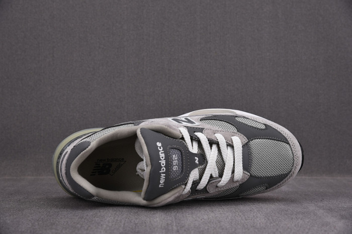 N3W BLANCE SNEAKER