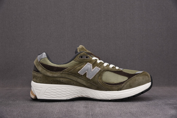 N3W BLANCE SNEAKER