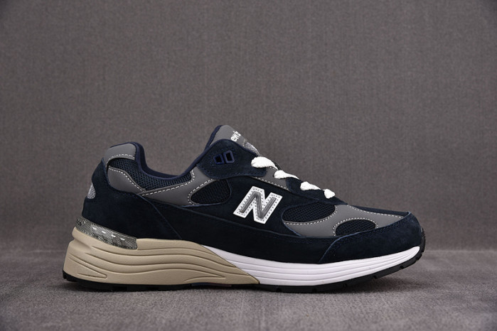 N3W BLANCE SNEAKER