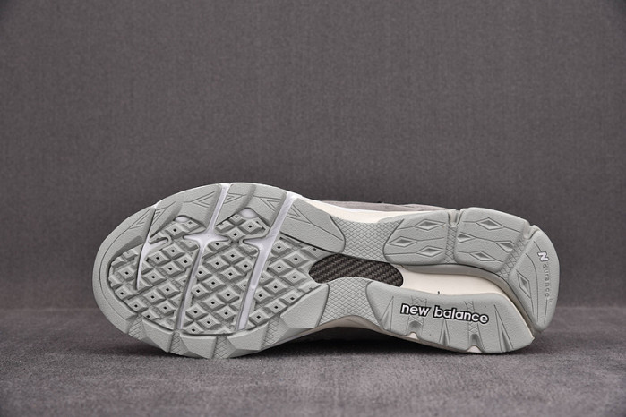 N3W BLANCE SNEAKER