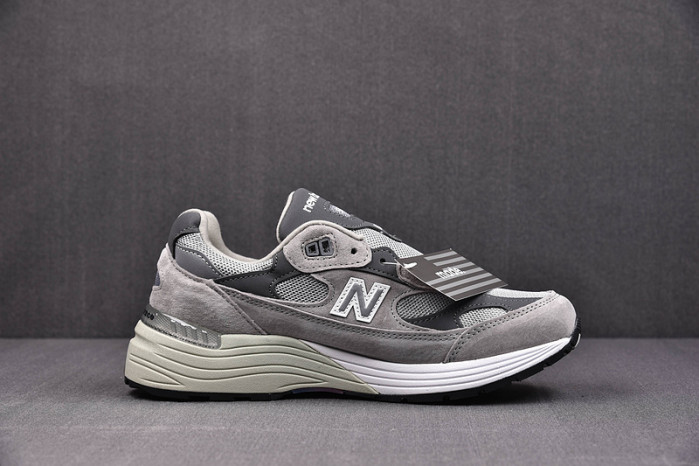 N3W BLANCE SNEAKER