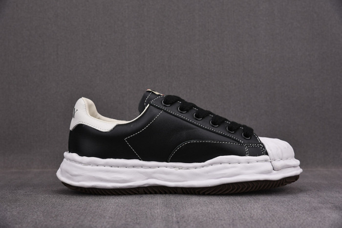 MAISON MIHARA YASUHIRO SNEAKER