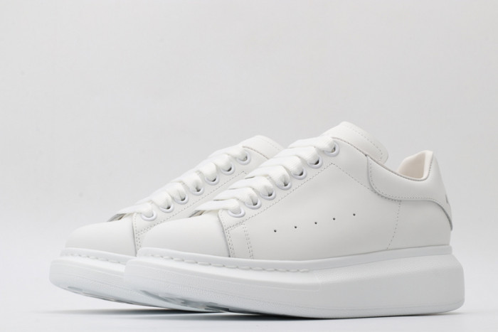 MQ Sneakers