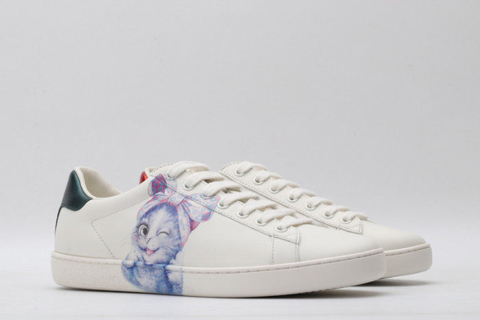 Gu66 Ace Embroidered Low-Top Sneaker