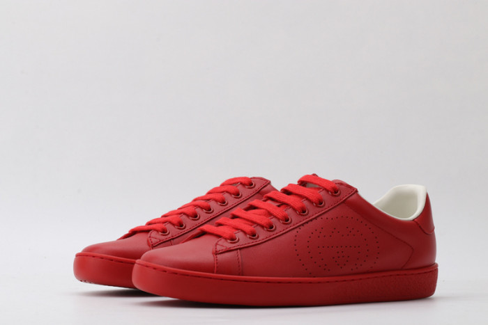 Gu66 Ace Embroidered Low-Top Sneaker