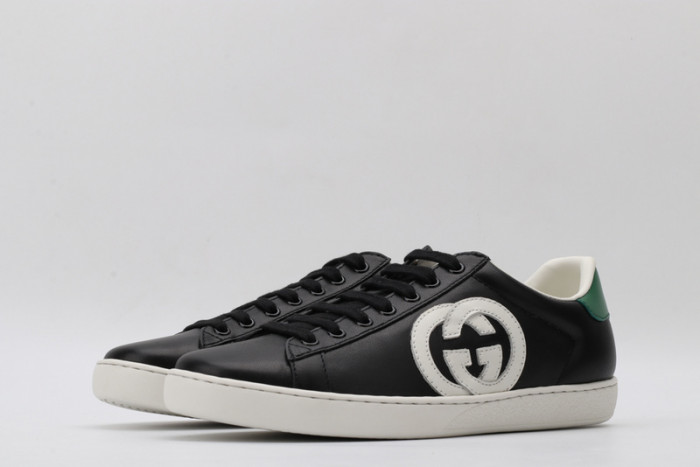 Gu66 Ace Embroidered Low-Top Sneaker