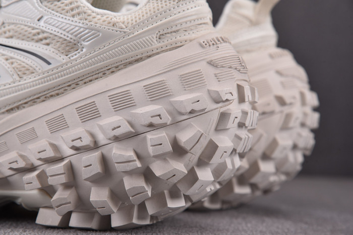 BLCG DEFENDER RUBBER PLATFORM SNEAKERS 685611 W2RA6 9000
