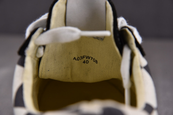 MAISON MIHARA YASUHIRO SNEAKER