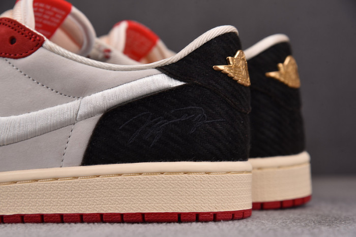 Air Jordan 1 Retro Low OG Trophy Room Rookie Card Home (Numbered) (with Numbered Trading Card) HV6157-100
