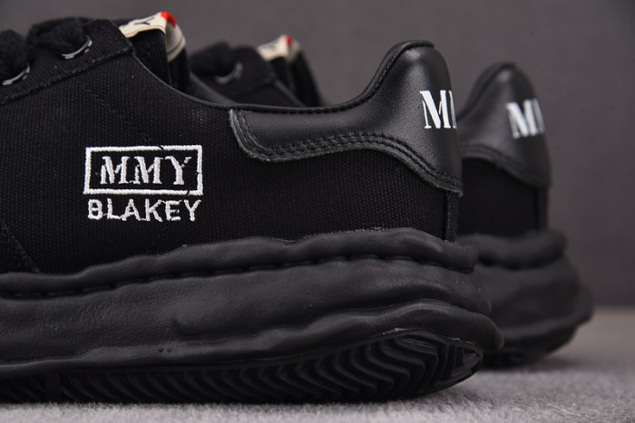 MAISON MIHARA YASUHIRO SNEAKER