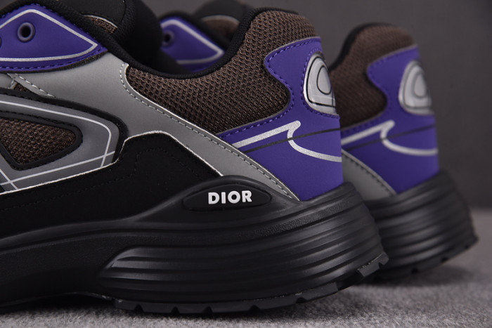 D10R B30 SNEAKER
