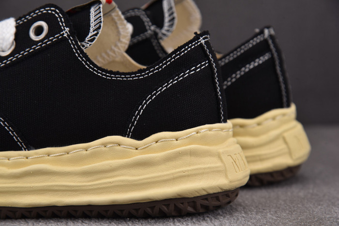Ma1s0n MIHARA YASUHIRO SNEAKER