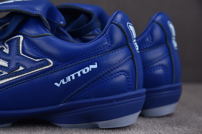 Lou1su1tt Footprint Soccer Blue White