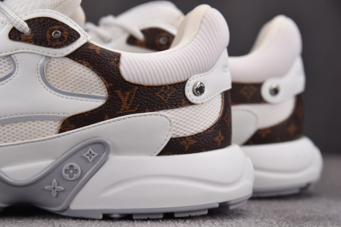 Lou1su1tt Olympia Sneaker