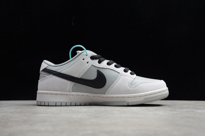 Travis Scott x PlayStation x NIKE SB Dunk Low BQ6817 101