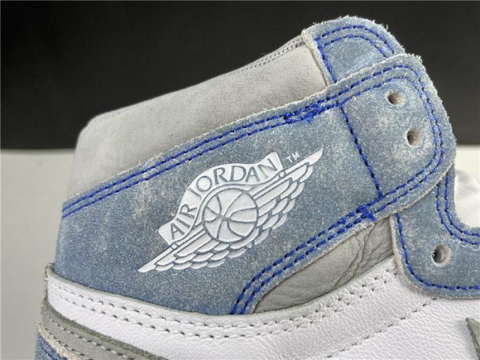 Air Jordan 1 Retro High OG Hyper Royal 555088-402
