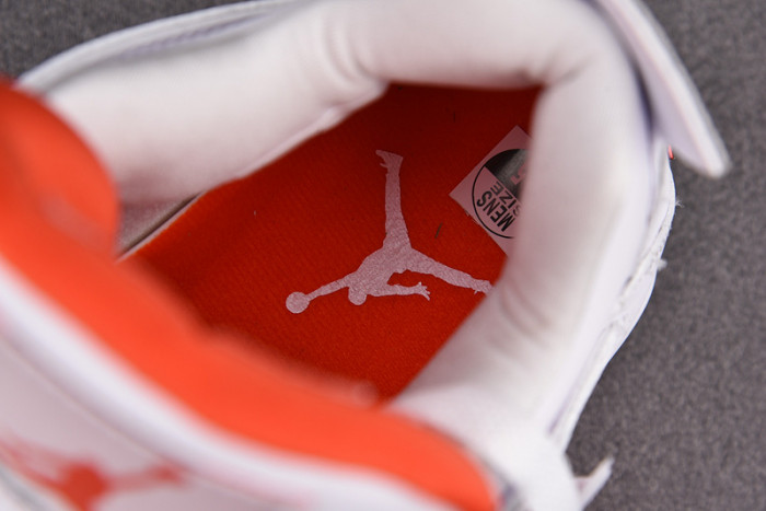 Air Jordan 4 Retro Metallic Orange CT8527-118