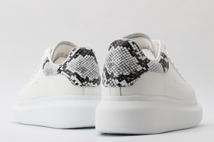 MQ Sneakers