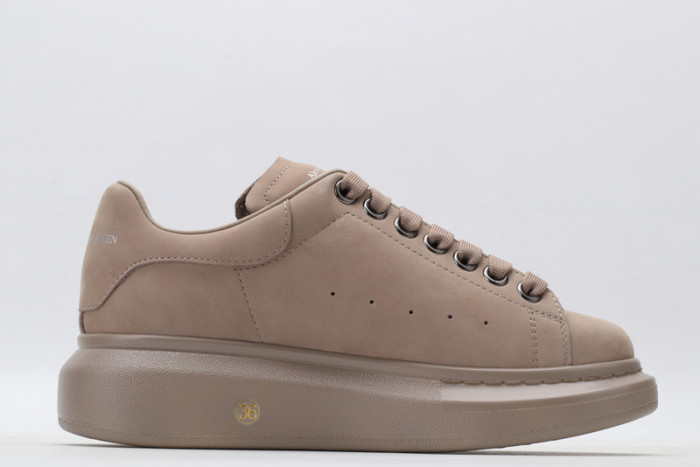 MQ Sneakers