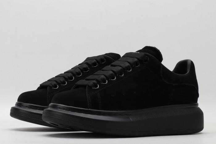 MQ Sneakers