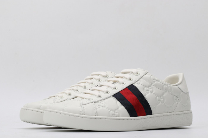 Gu66 Ace Embroidered Low-Top Sneaker