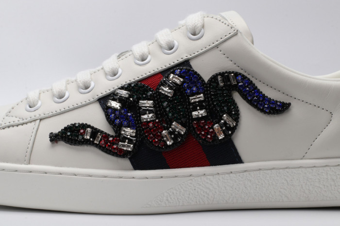 Gu66 Ace Embroidered Low-Top Sneaker