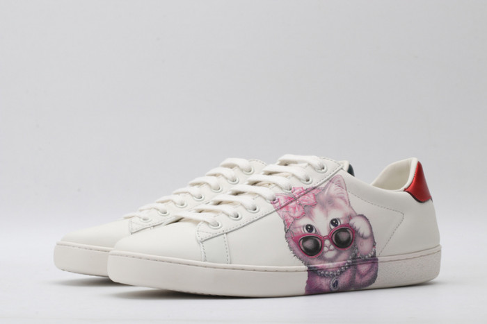 Gu66 Ace Embroidered Low-Top Sneaker