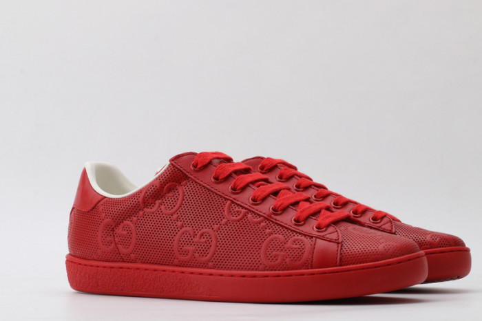 Gu66 Ace Embroidered Low-Top Sneaker