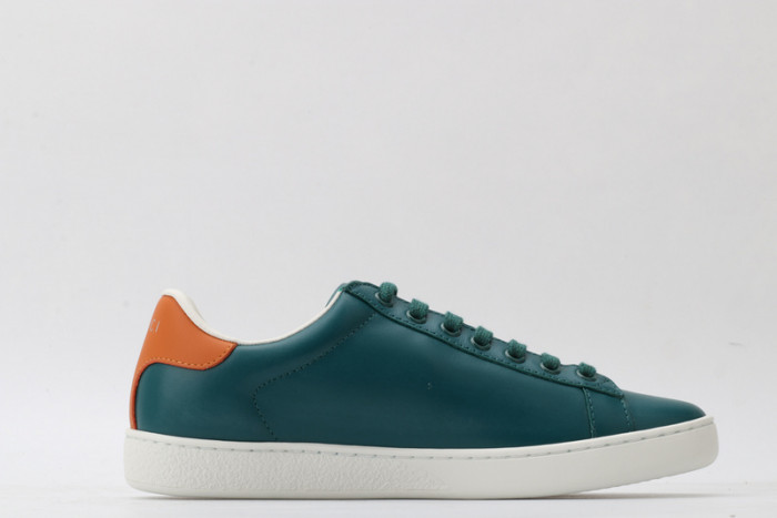Gu66 Ace Embroidered Low-Top Sneaker