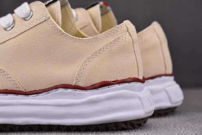 MAISON MIHARA YASUHIRO SNEAKER