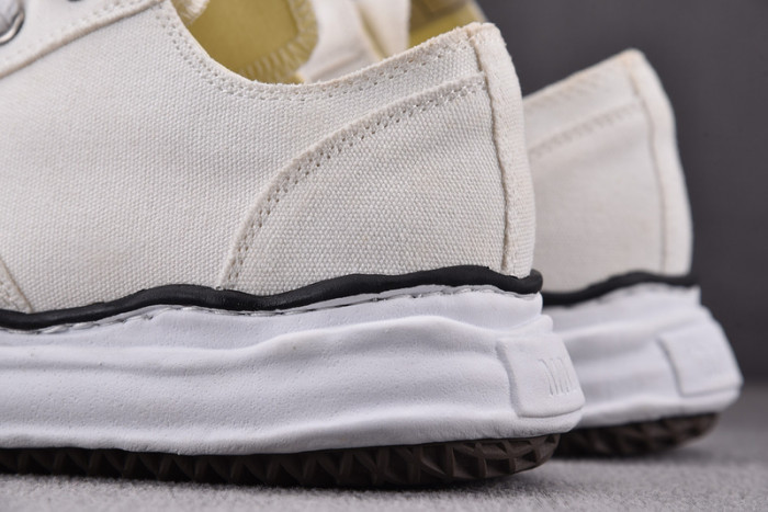 MAISON MIHARA YASUHIRO SNEAKER