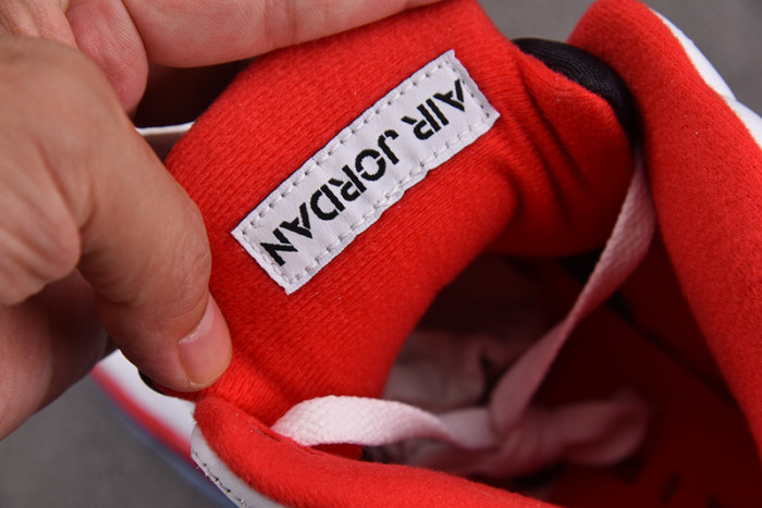 Jordan 5 Retro Fire Red Black Tongue (2025) - HQ7978-101