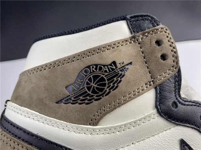 AIR Jordan 1 Retro High Dark Mocha 555088-105