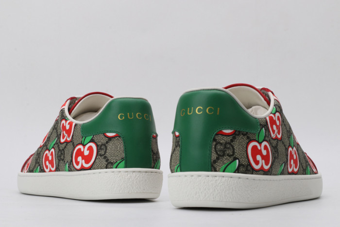 Gu66 Ace Embroidered Low-Top Sneaker