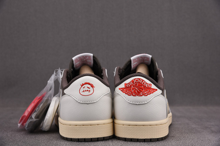 ST Travis Scott x Air Jordan 1 DM7866-162