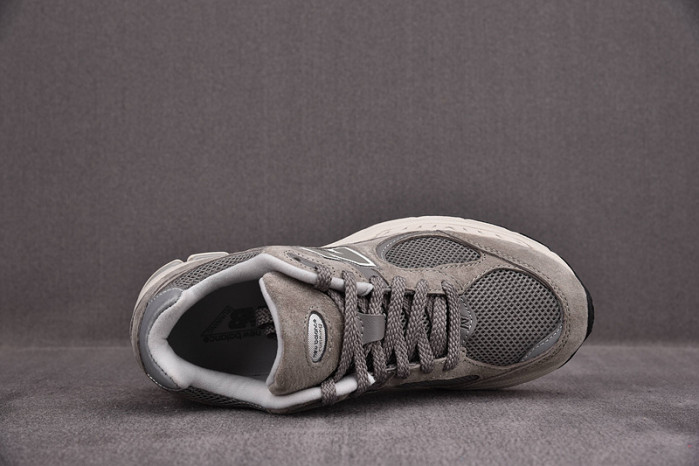 N3W BLANCE SNEAKER